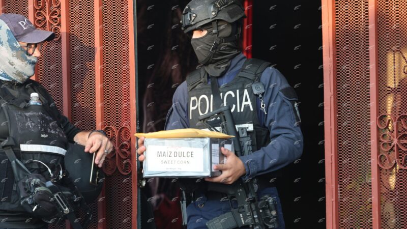 Megaoperativo en Puntarenas. Foto: Randall Sandoval. 