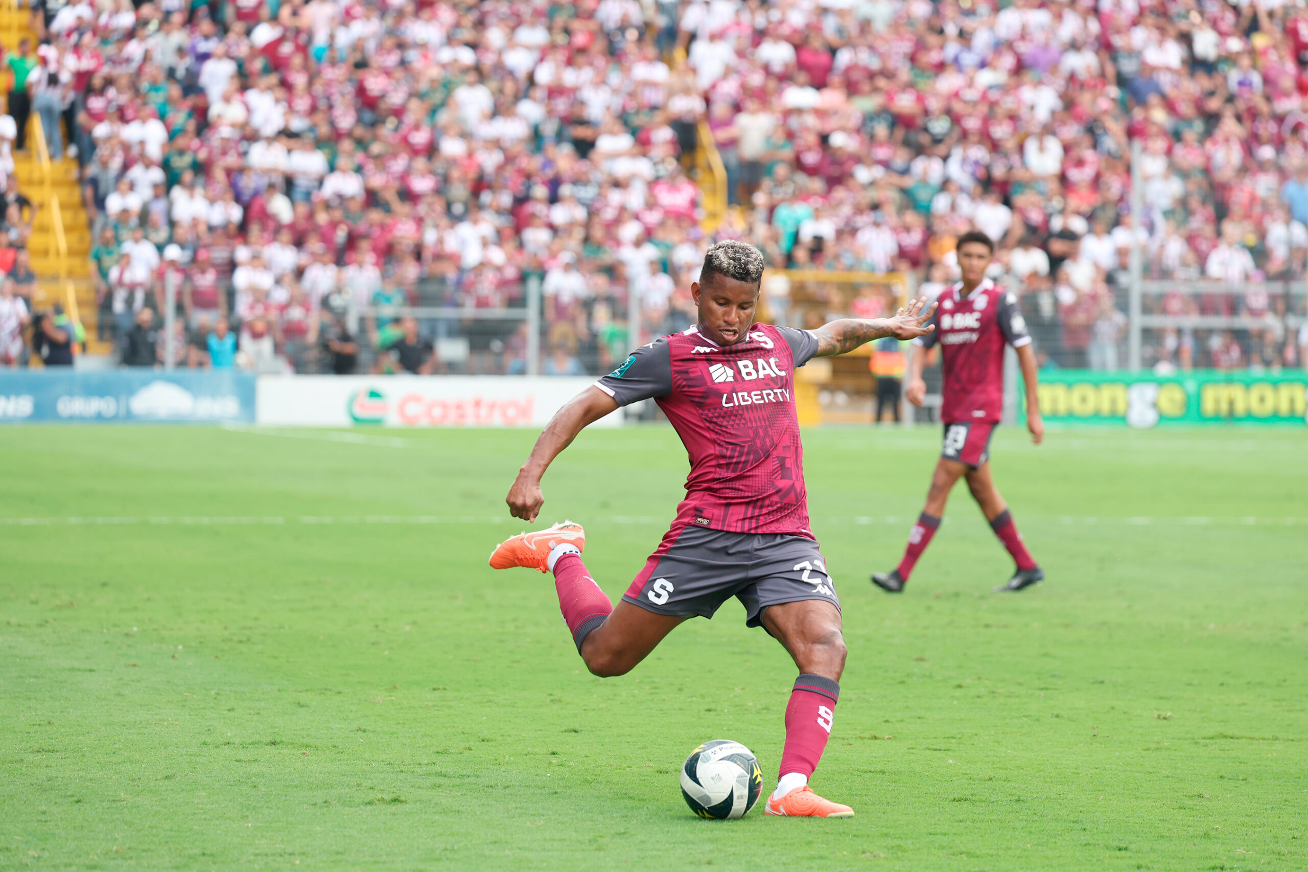 Saprissa recupera a su comandante