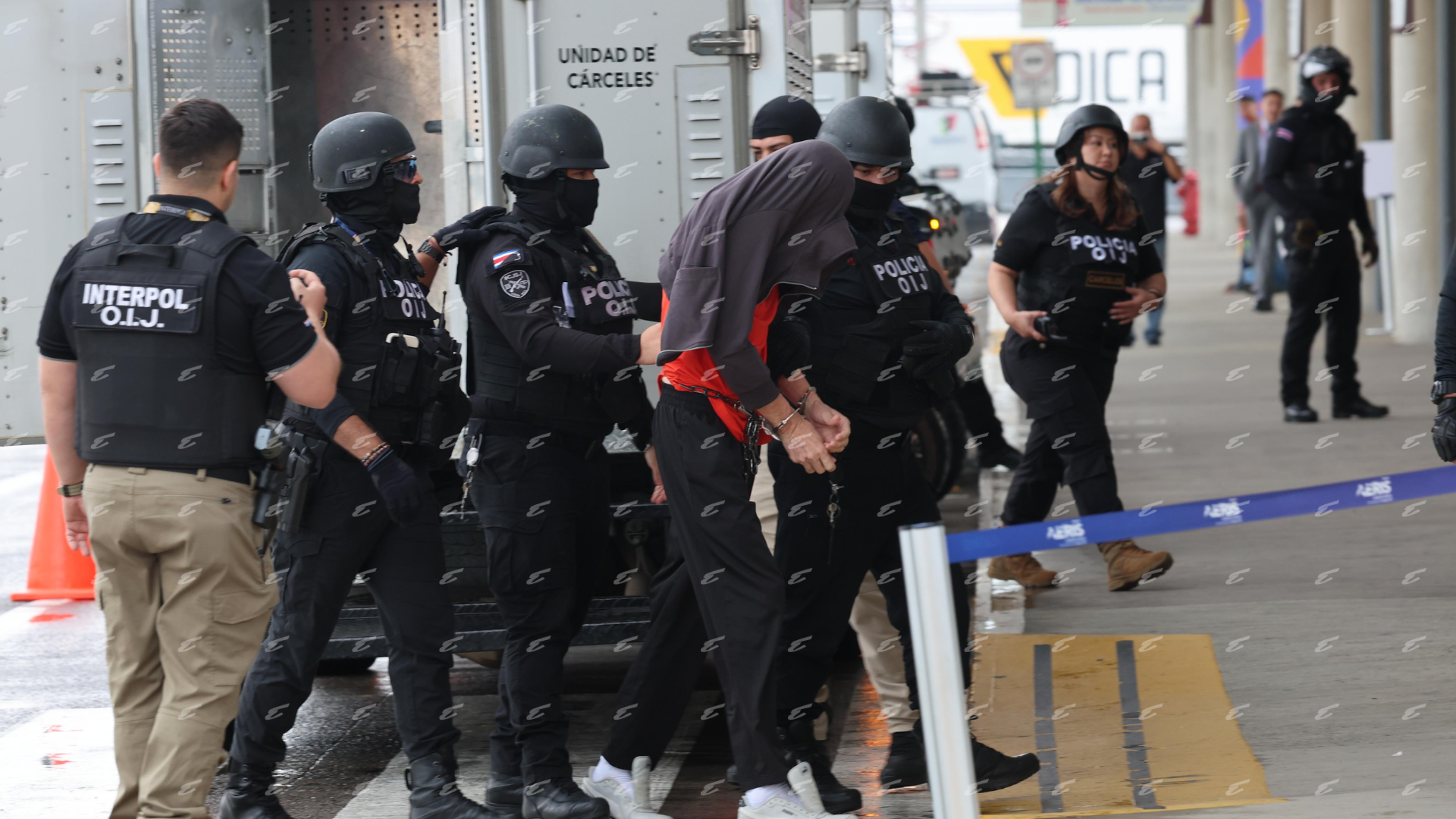 Fotos exclusivas: Vea el momento exacto de la extradición de “John Cadenas”