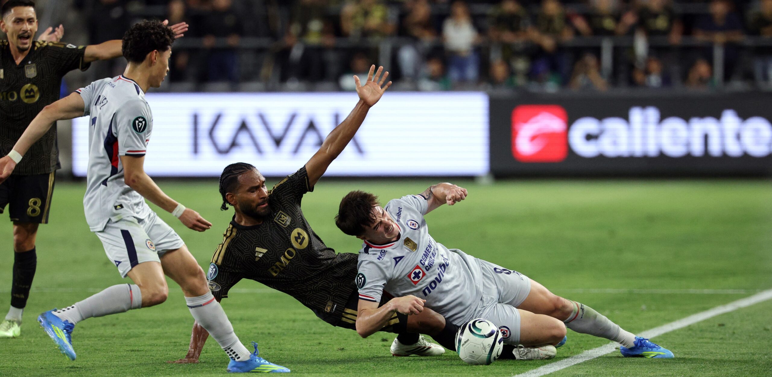 Equipo que eliminó a la Liga va a semis