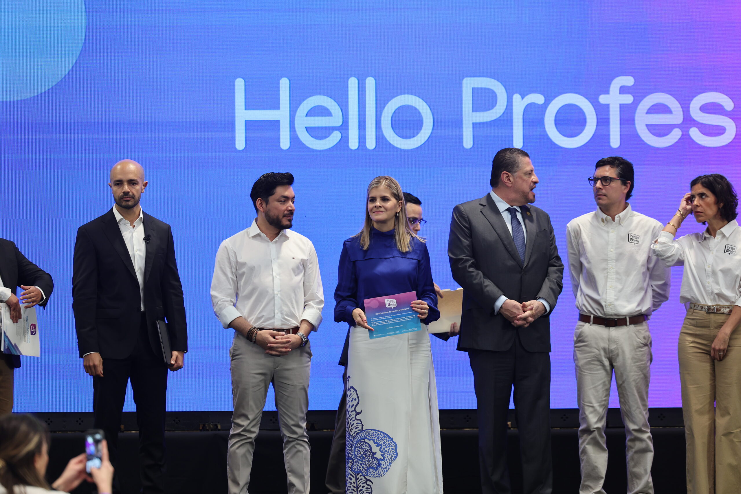 30 mil licencias ya están activas en plataforma de Open English