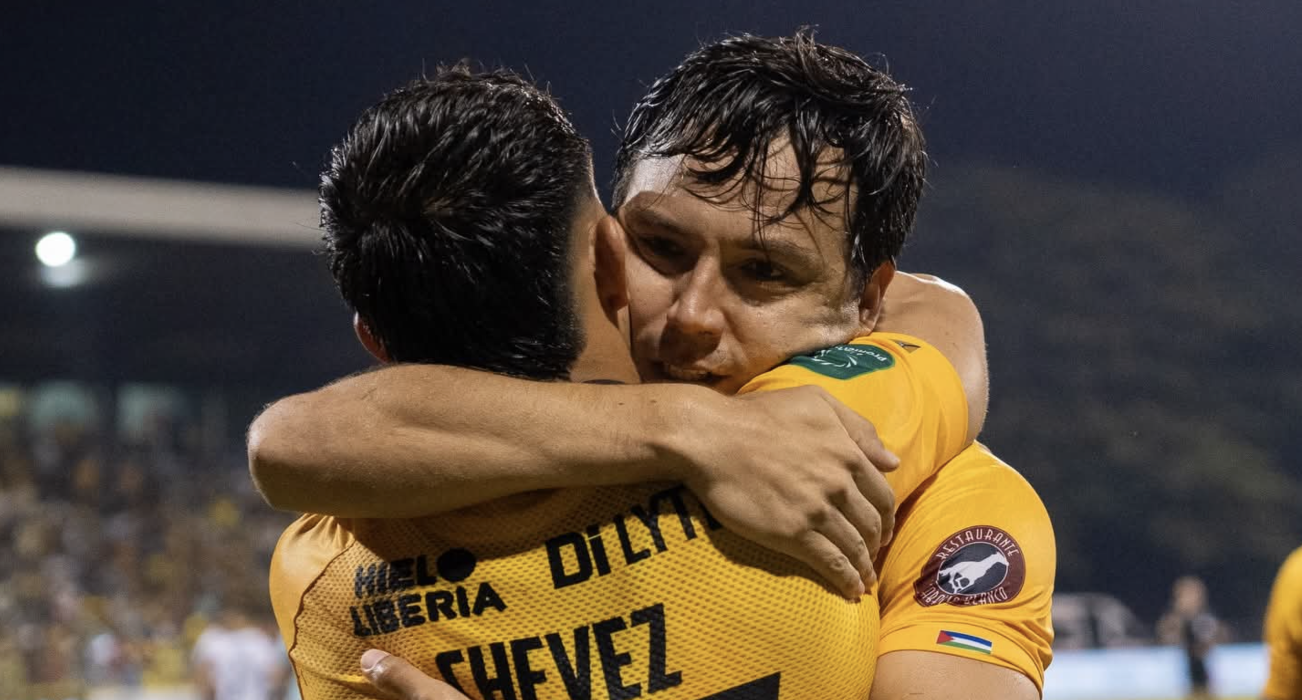 Liberia da el golpe sobre la mesa en medio de bronca