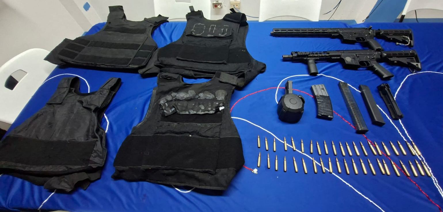 Detienen a sujetos ligados con banda de Tony Peña Rusell