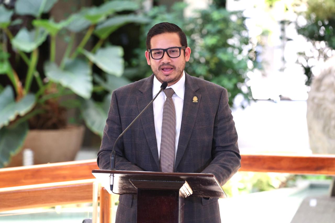 Gobierno nombra a Víctor Carvajal como viceministro de Hacienda