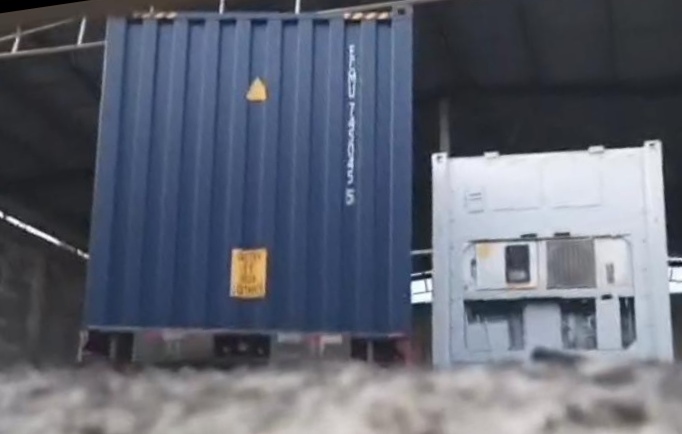 Policía recupera contenedor robado con millonaria carga de licores