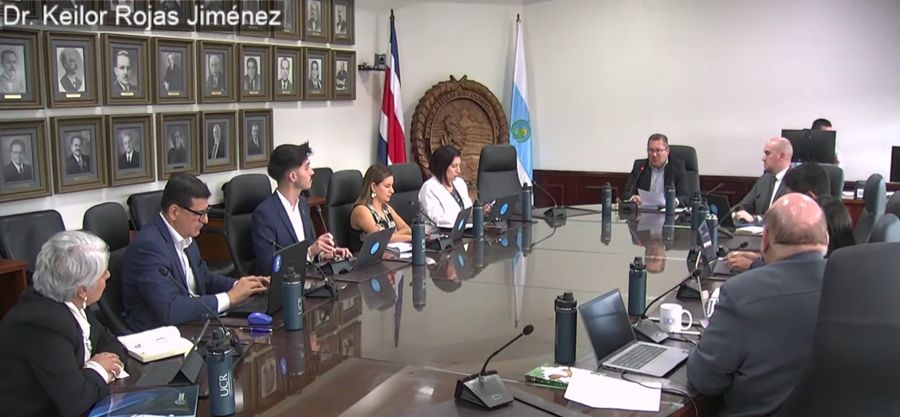 UCR rechaza acuerdo sobre redistribución del FEES 2027