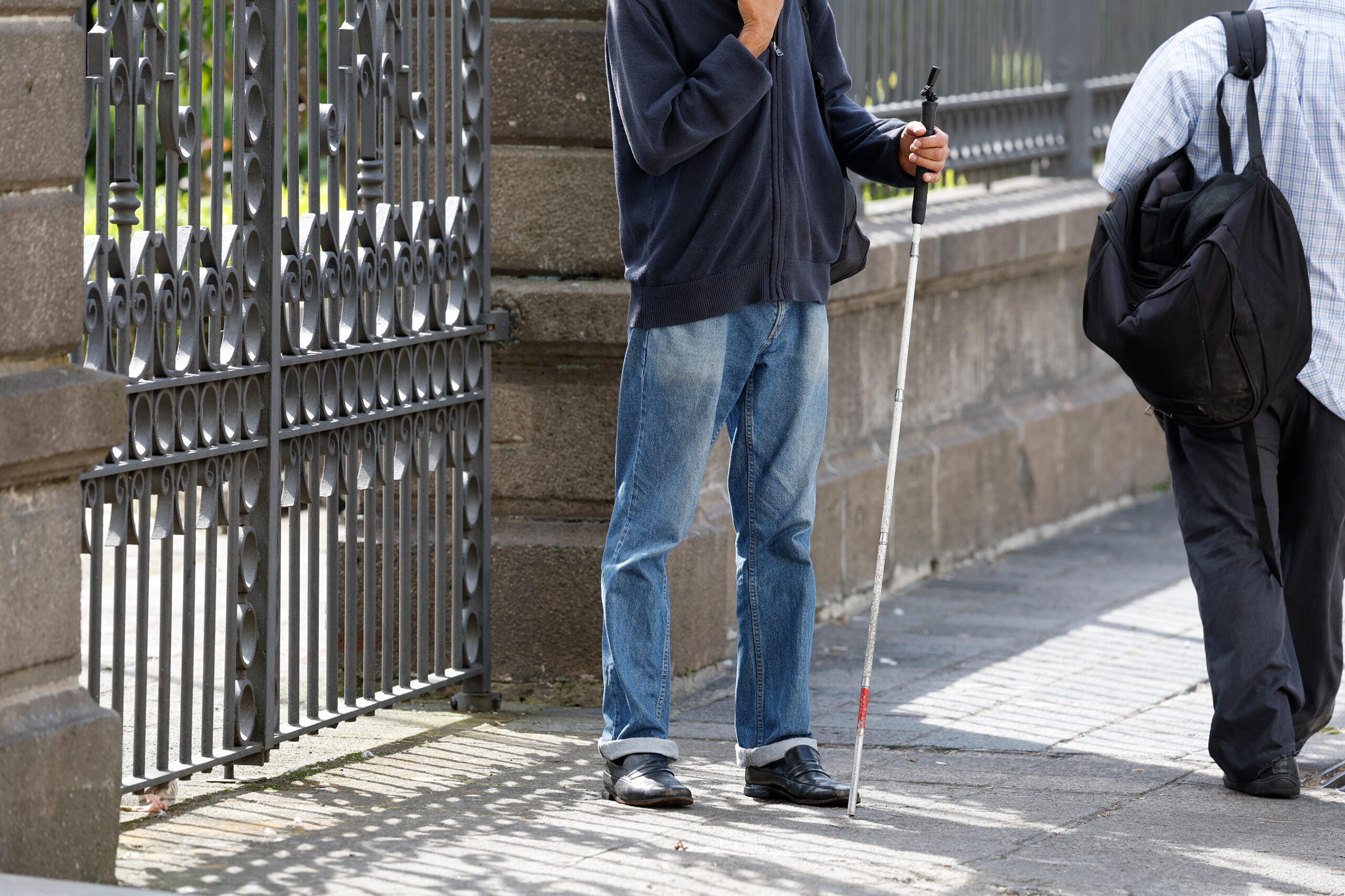 Docentes con discapacidad visual denuncian falta de apoyo