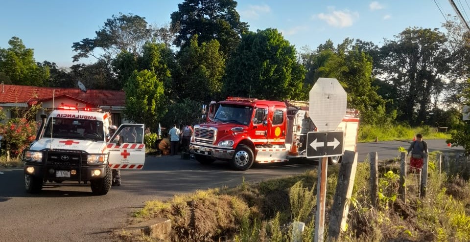 Dos heridos de gravedad tras accidente de tránsito en San Carlos