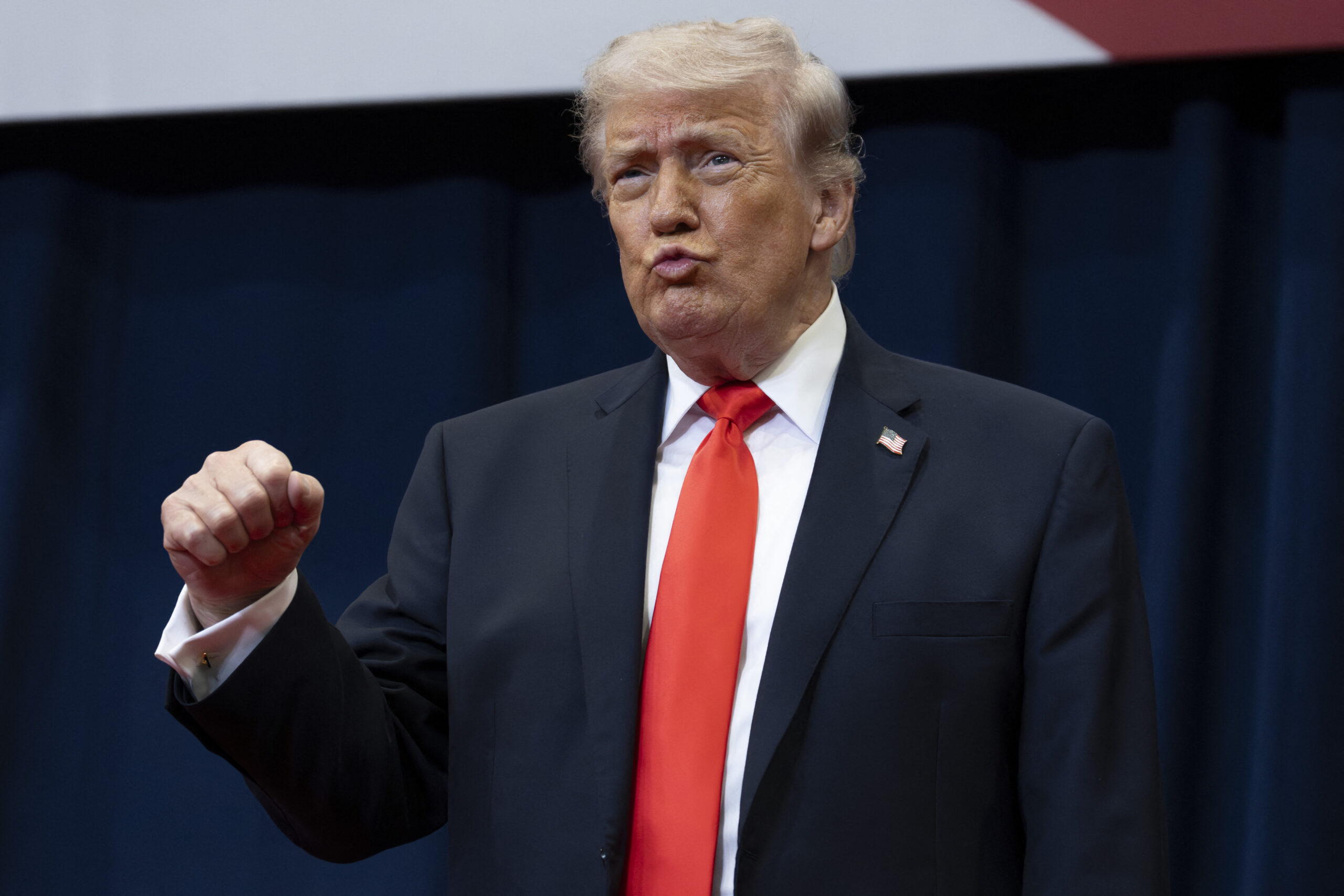 Trump impone sanciones a Cuba en plena marcha del 1 de Mayo en La Habana