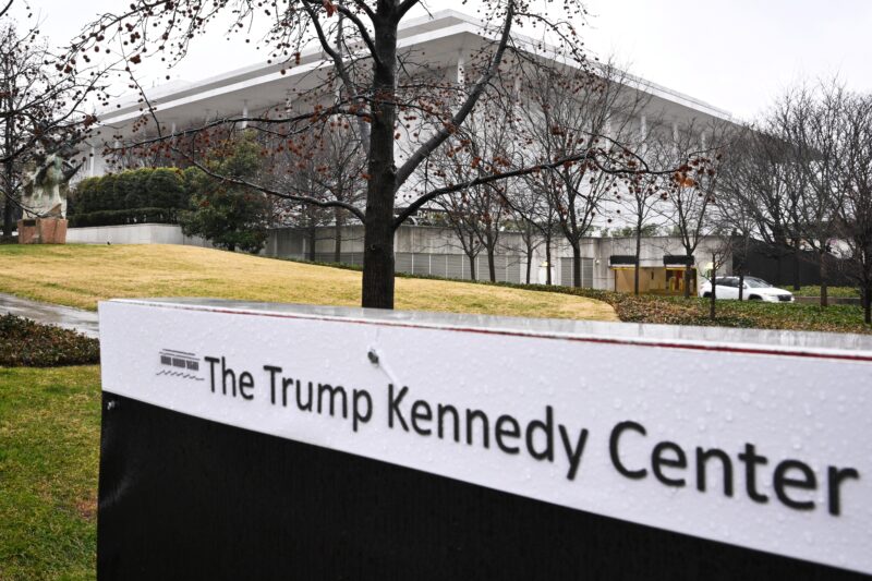 Trump renuncia al control del prestigioso Kennedy Center