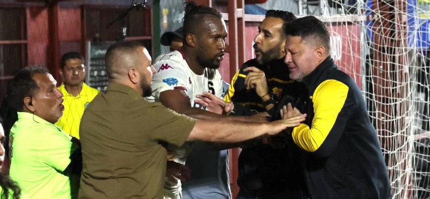 Jafet Soto: “Tienen que seguir aprendiendo y verme dando clases”