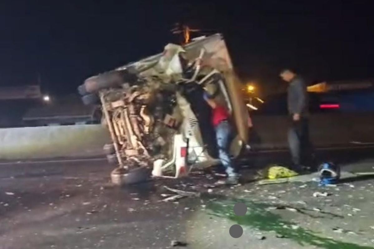 Aparatoso choque en la Ruta 32 deja hombre crítico y otro herido