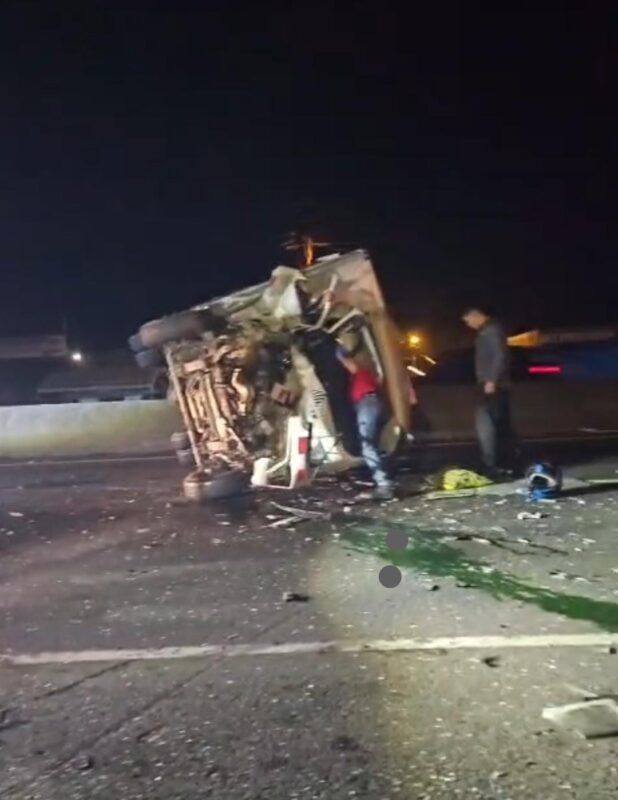 Aparatoso choque en la Ruta 32 deja hombre crítico y otro herido