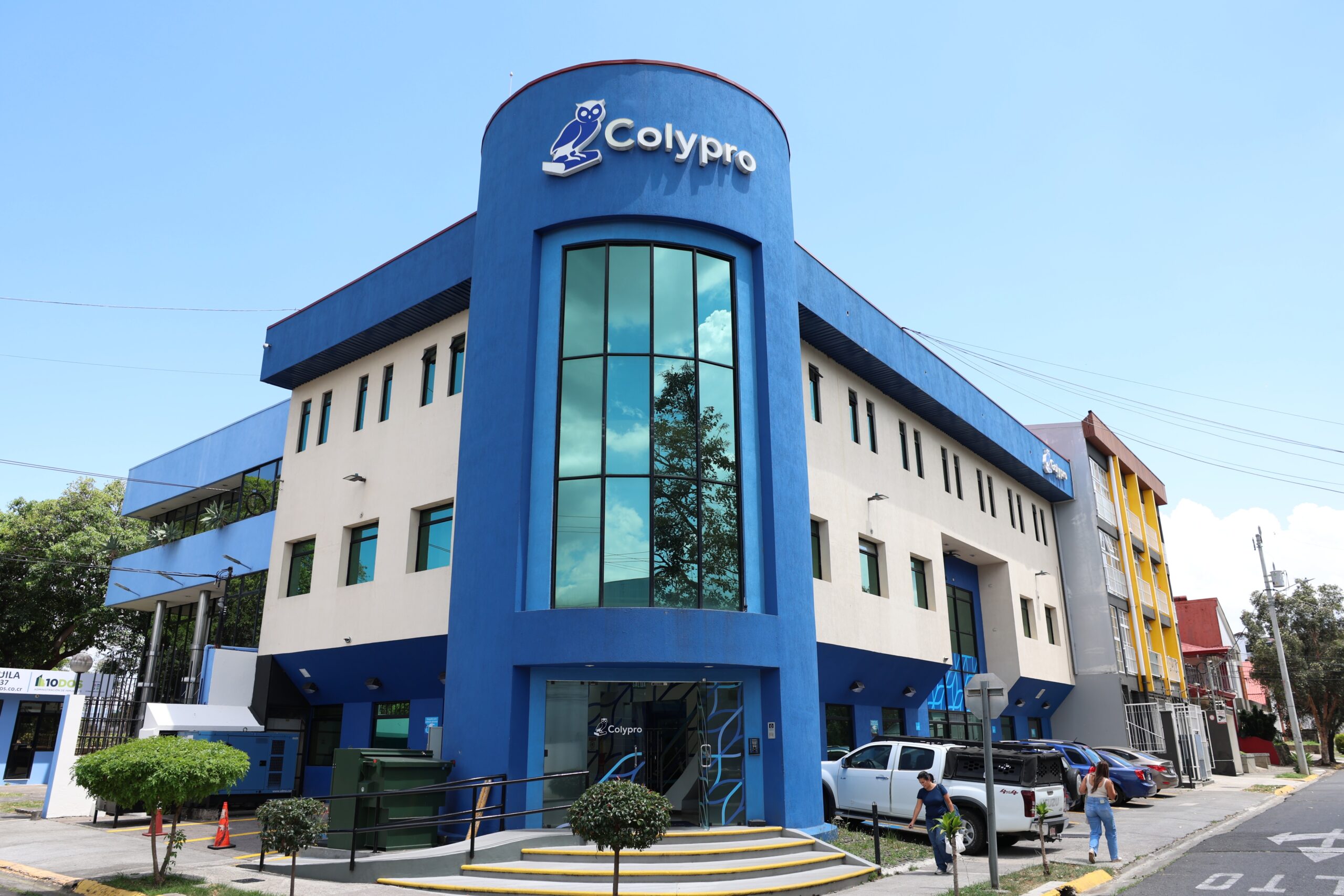 Sindicatos de educación presentan recurso de amparo contra Colypro