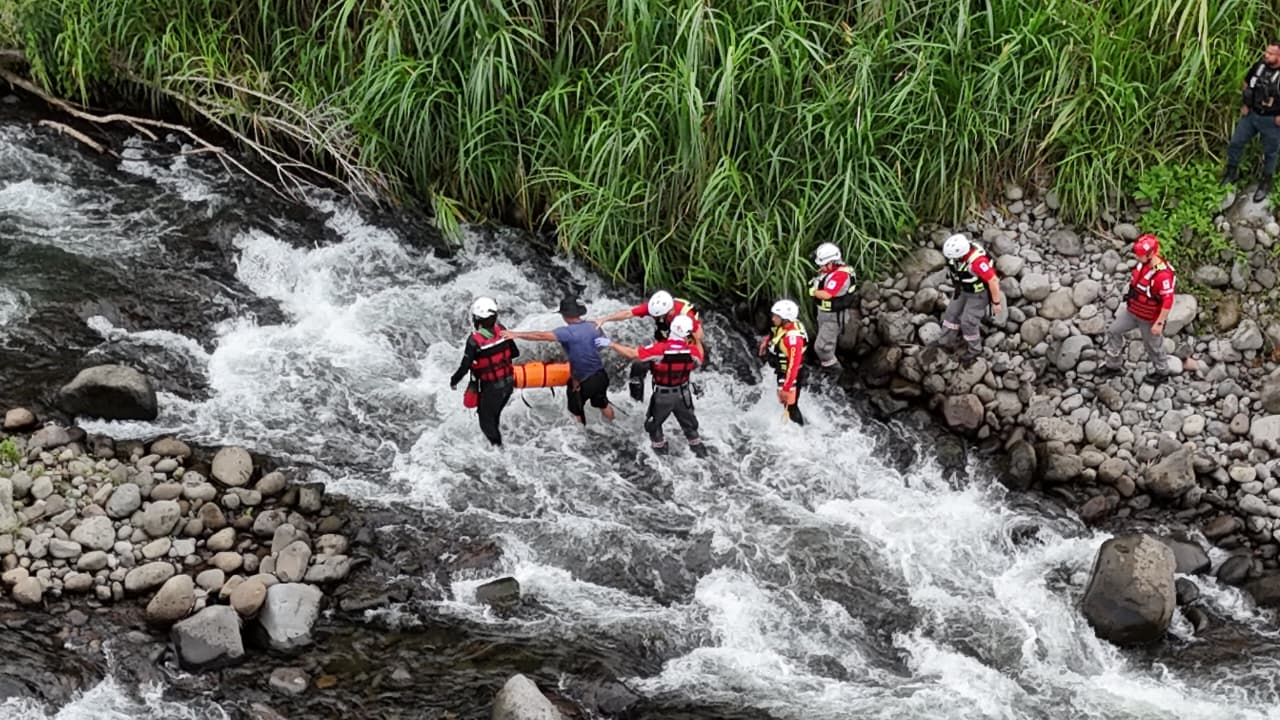 Encuentran sin vida a mujer desaparecida tras cabeza de agua
