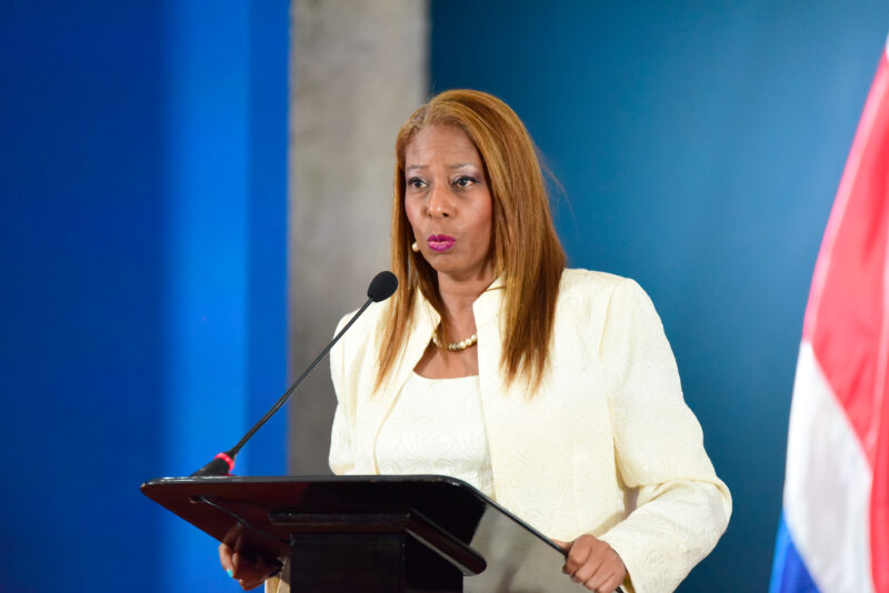 Esmeralda Britton es electa vicepresidenta del Congreso