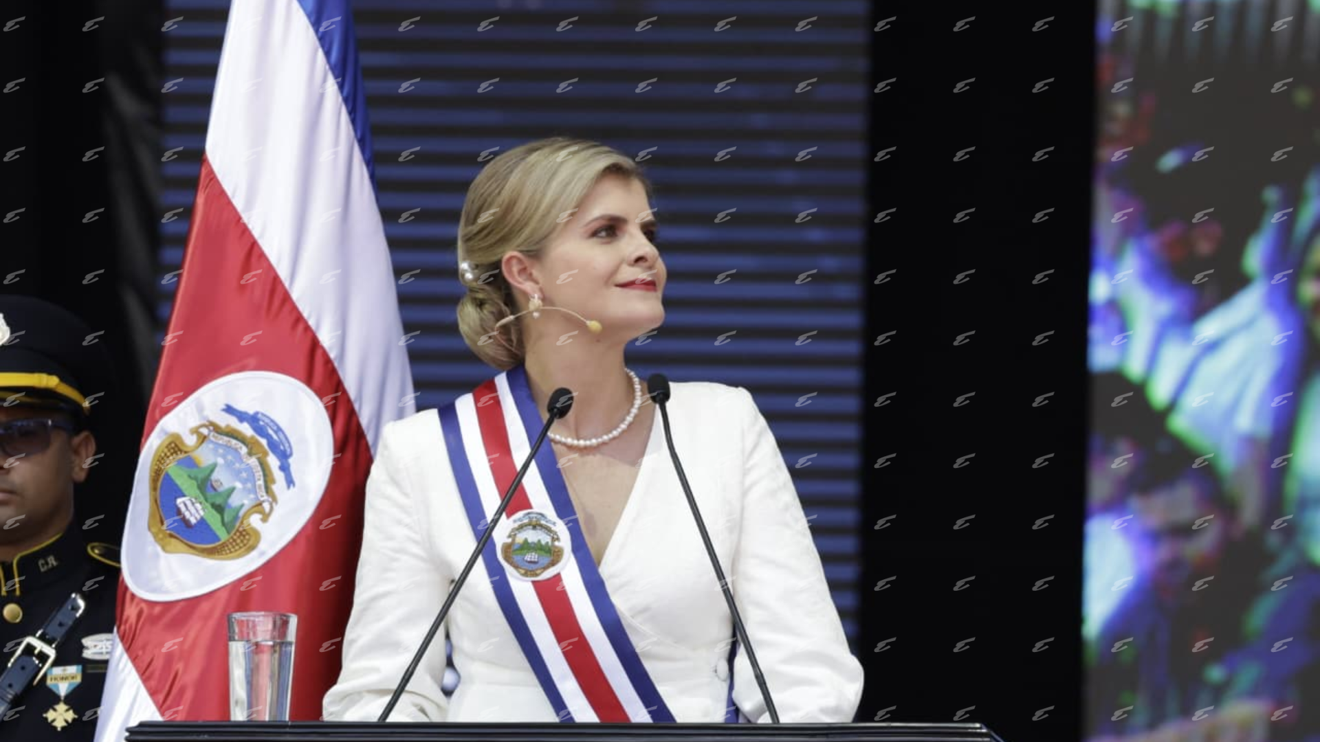 Vea en vivo la misa de la nueva presidenta Laura Fernández