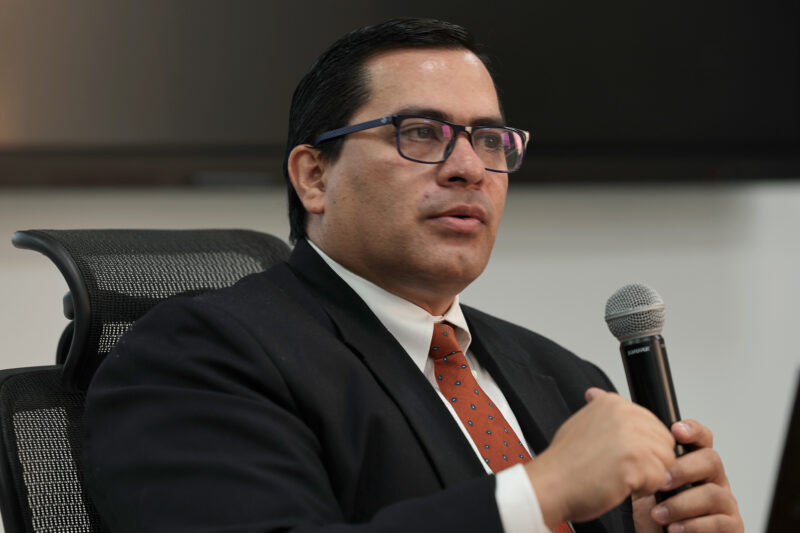 Gobierno identifica riesgo fiscal por fondos de pensión
