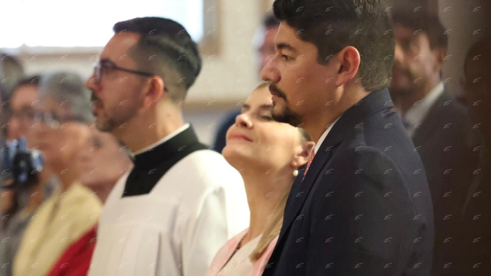 Las 15 mejores frases de Monseñor a Laura Fernández durante misa