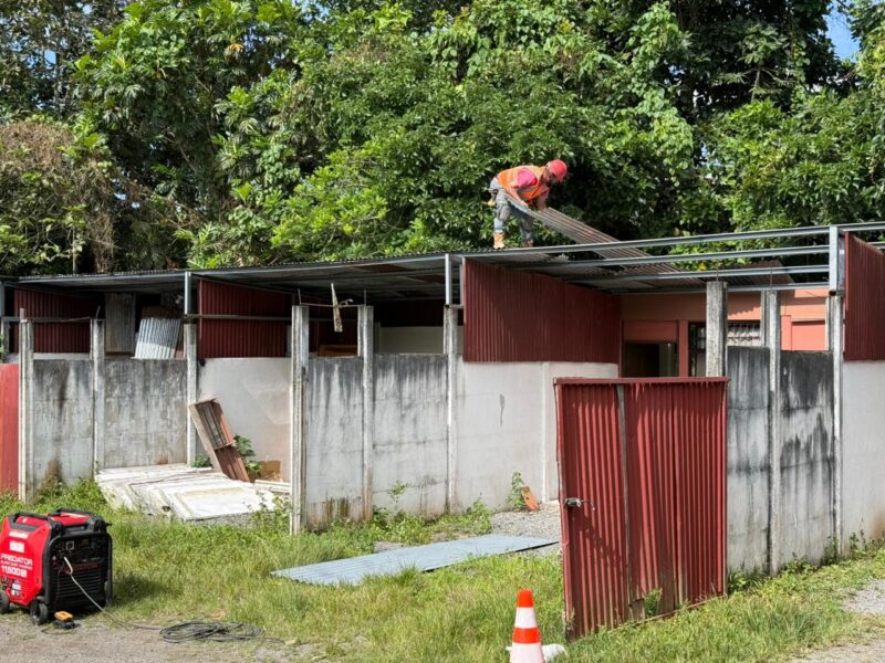 Demuelen hotel de paso clandestino. Foto: cortesía Municipalidad de Turrialba.