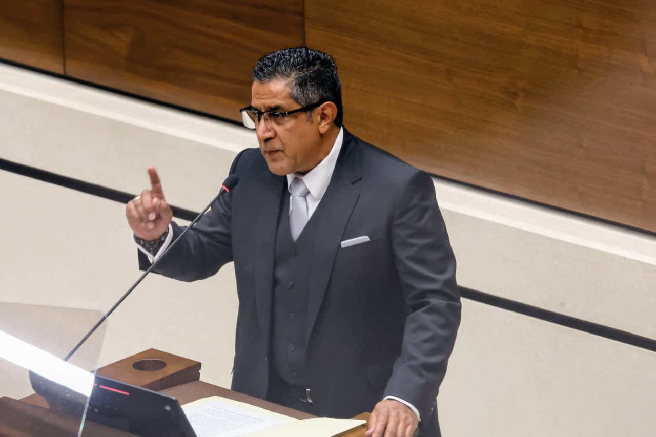 Nogui Acosta llama “filibusteros” a exdiputados del PLN