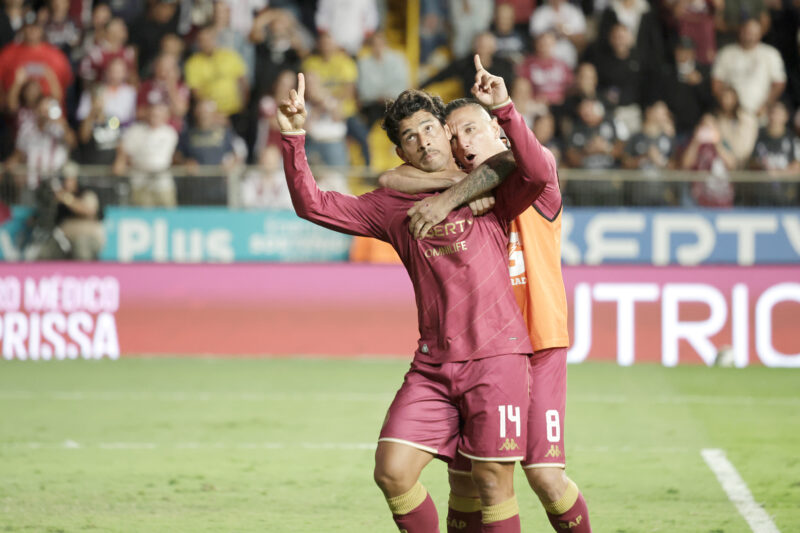 Diputada del Frente Amplio dice que el Saprissa es