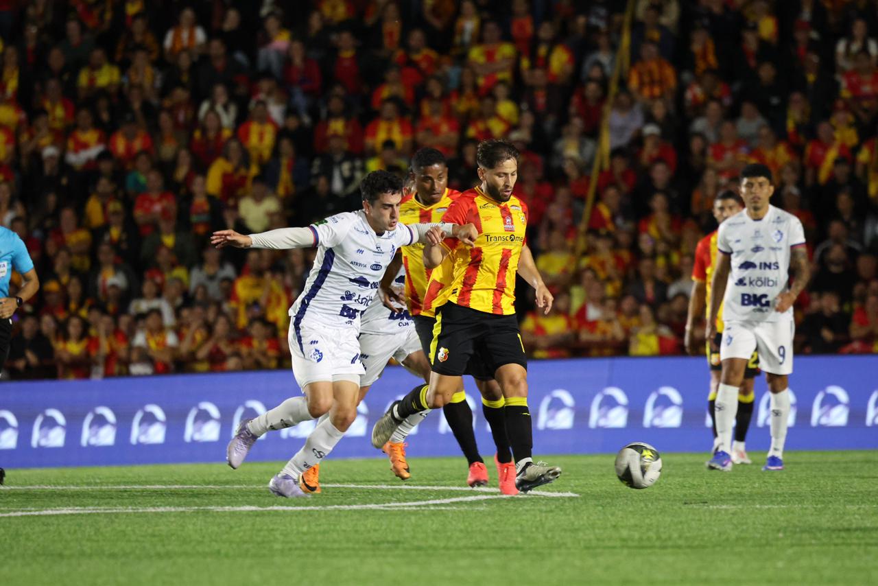 Muralla del Herediano frenó al Cartaginés en semifinales