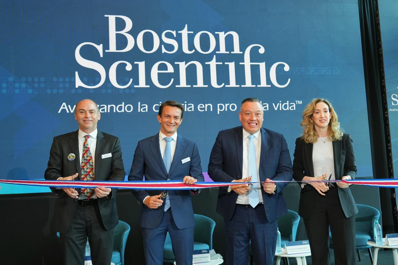 Transnacional líder en dispositivos médicos inaugura planta en Cartago