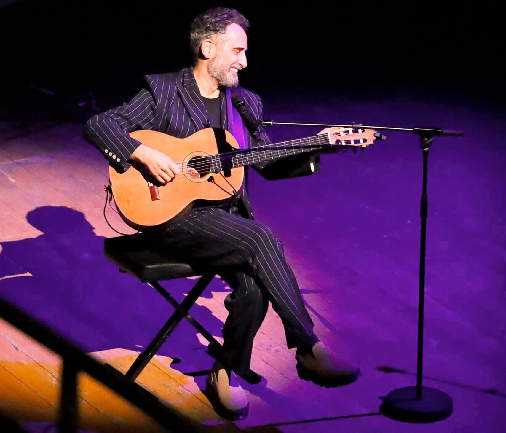 Jorge Drexler dará show con otros músicos en su regreso