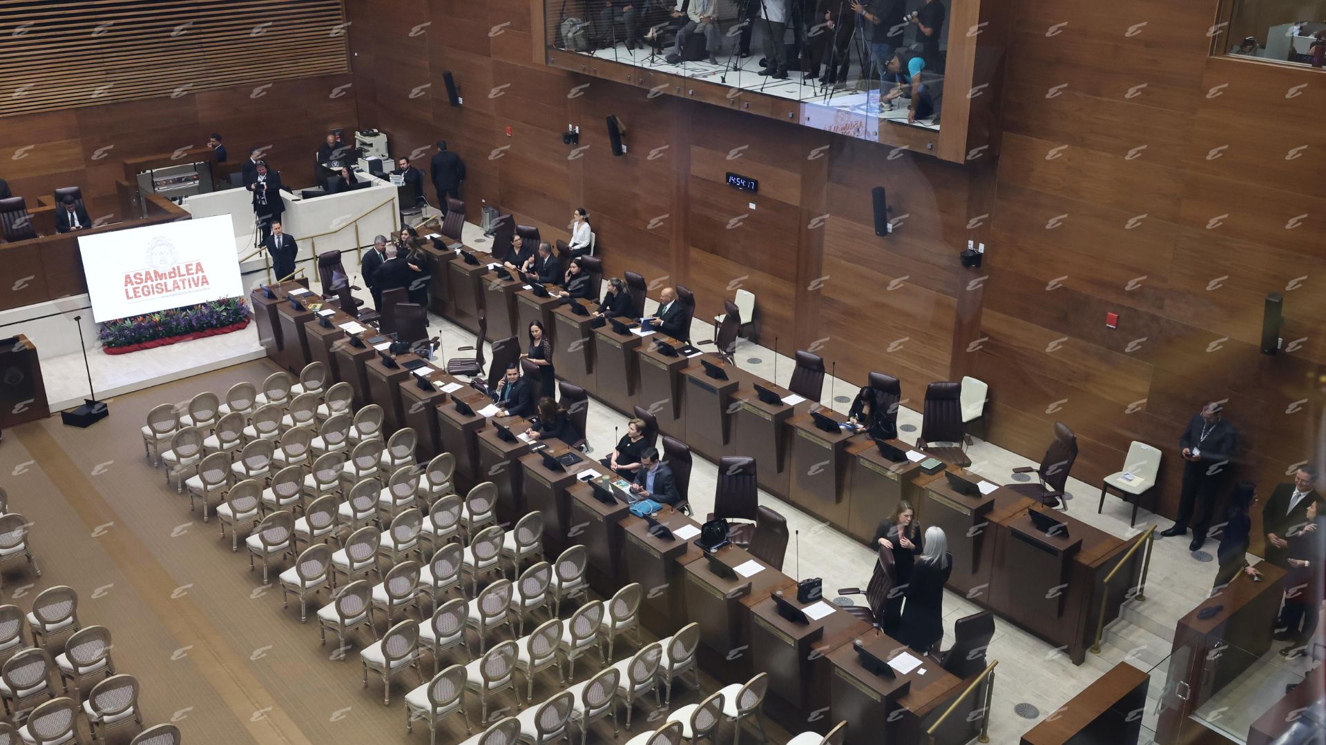 Así logró el oficialismo cambiar su ubicación en el Plenario