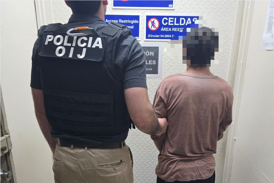 Detienen a sospechoso de cometer robos en San Carlos