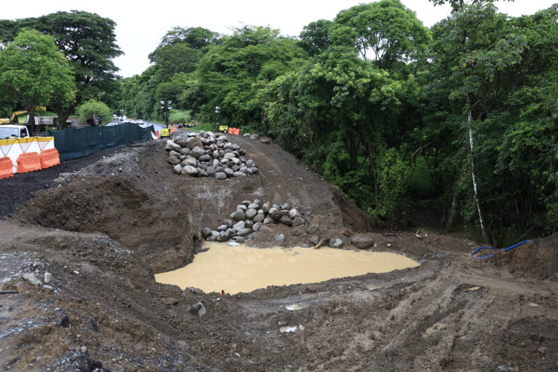 Sin fecha de apertura en Orotina: Clima retrasa obras en hun