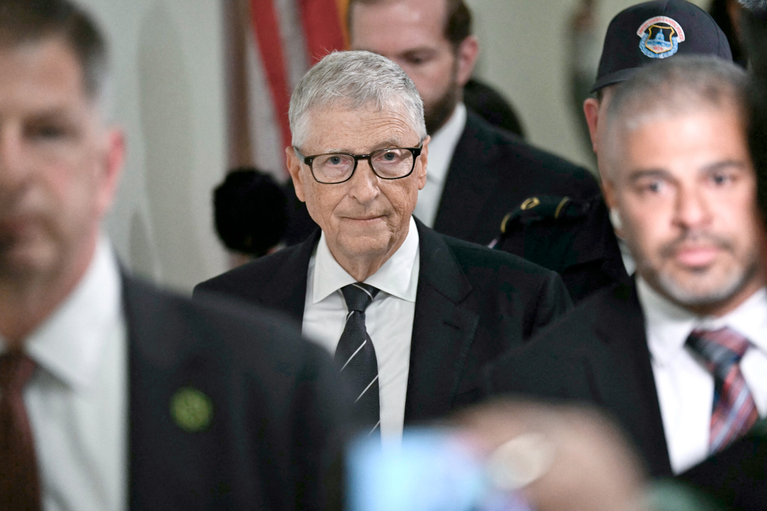 Bill Gates testifica ante Congreso en Caso Epstein