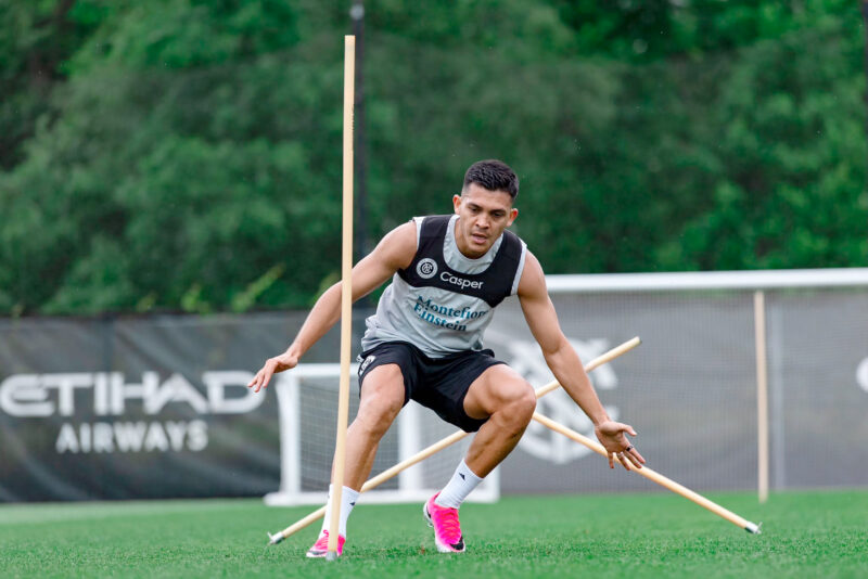 El legionario volvió a las canchas.