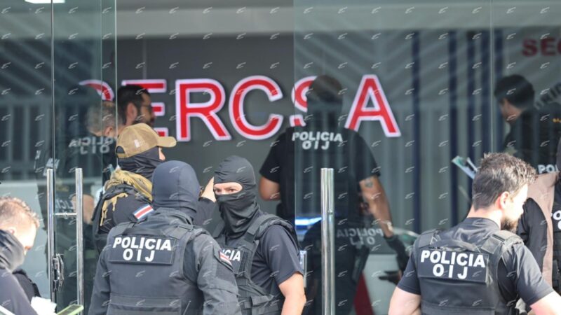 Fotos y videos: Así se desarrollan allanamientos en empresa 