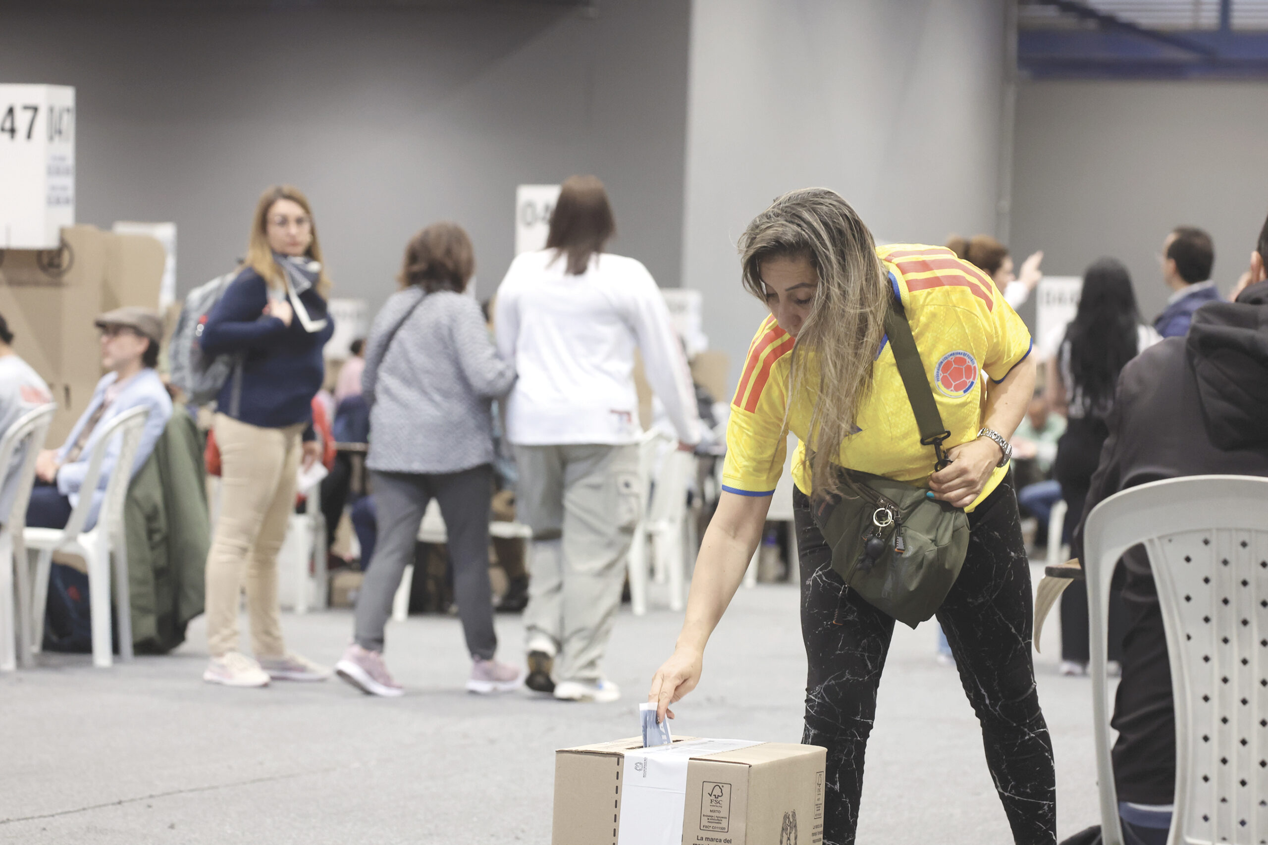 Advierten “alta tensión” en Colombia por proceso electoral