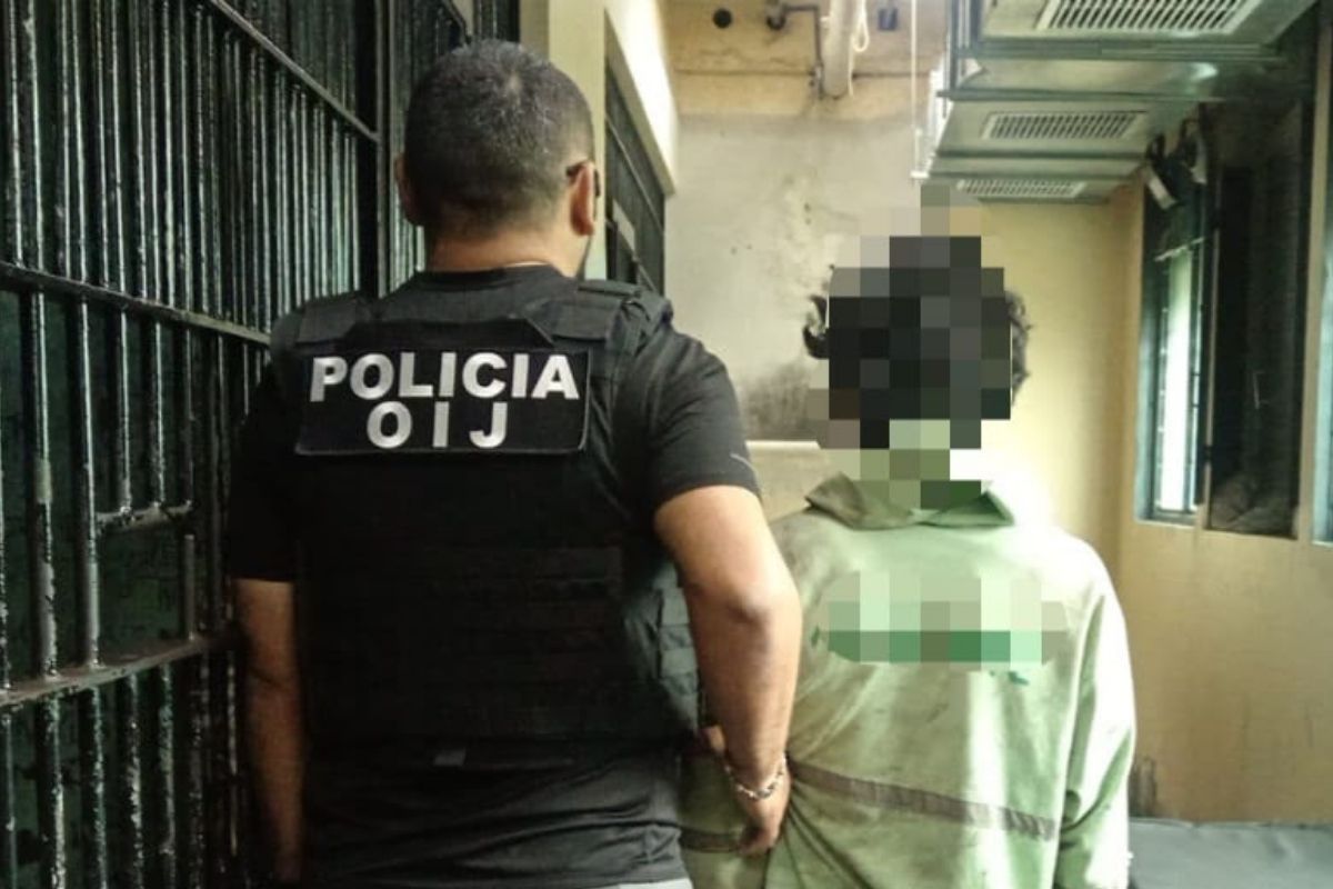 Detienen a hombre que atacó a otro tras discusión 