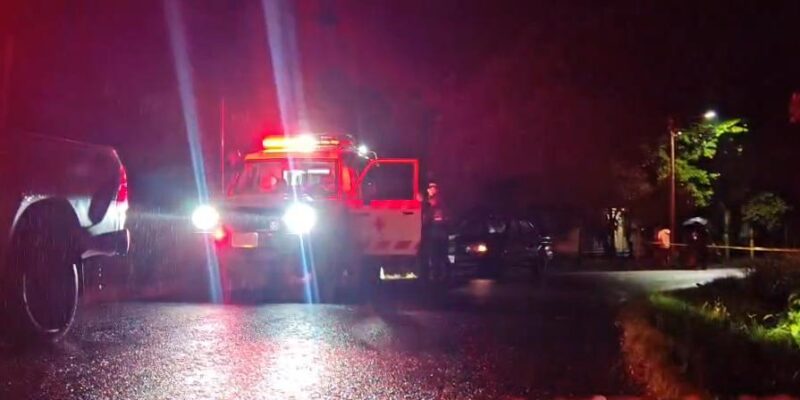 Violento choque frontal entre motocicletas deja 2 heridos de gravedad
