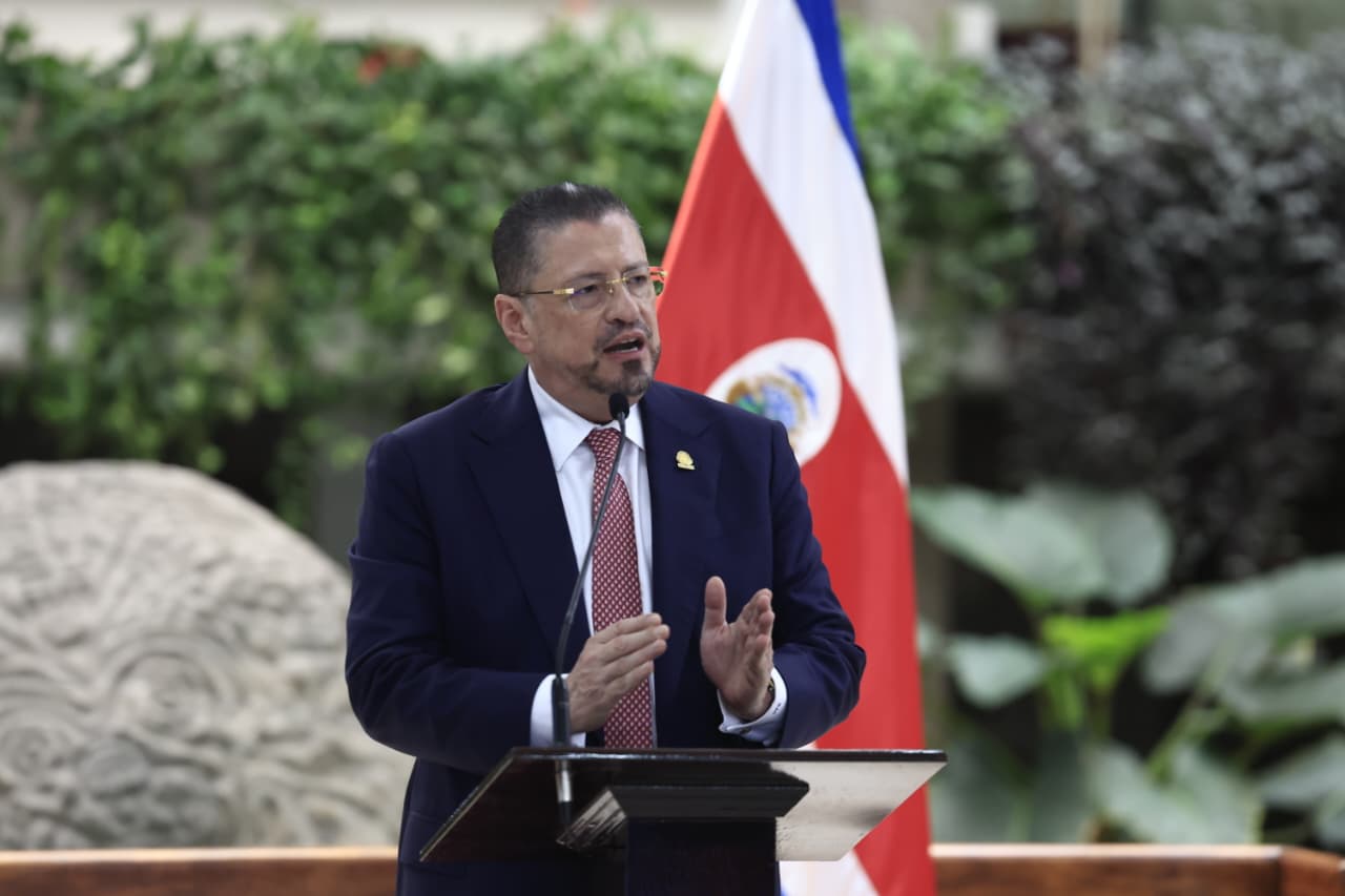 Chaves presentará medidas fiscales ante deterioro de las finanzas públicas
