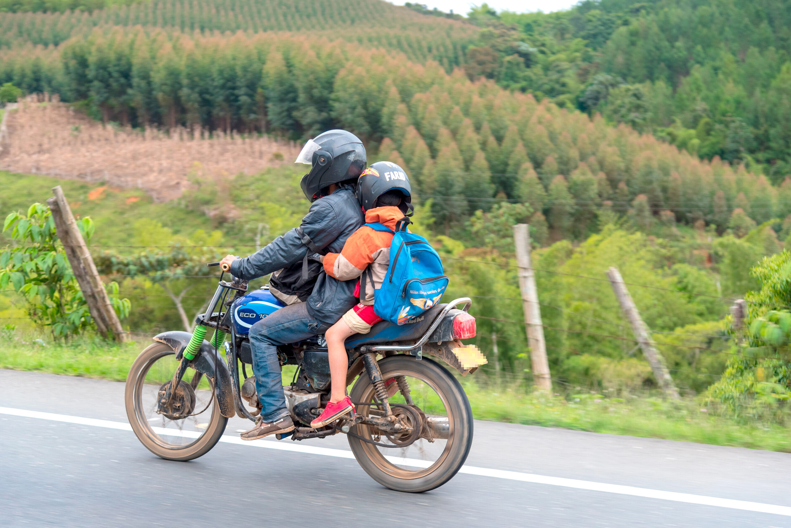 Aumentan quemaduras de niños provocadas por viajar en motoci