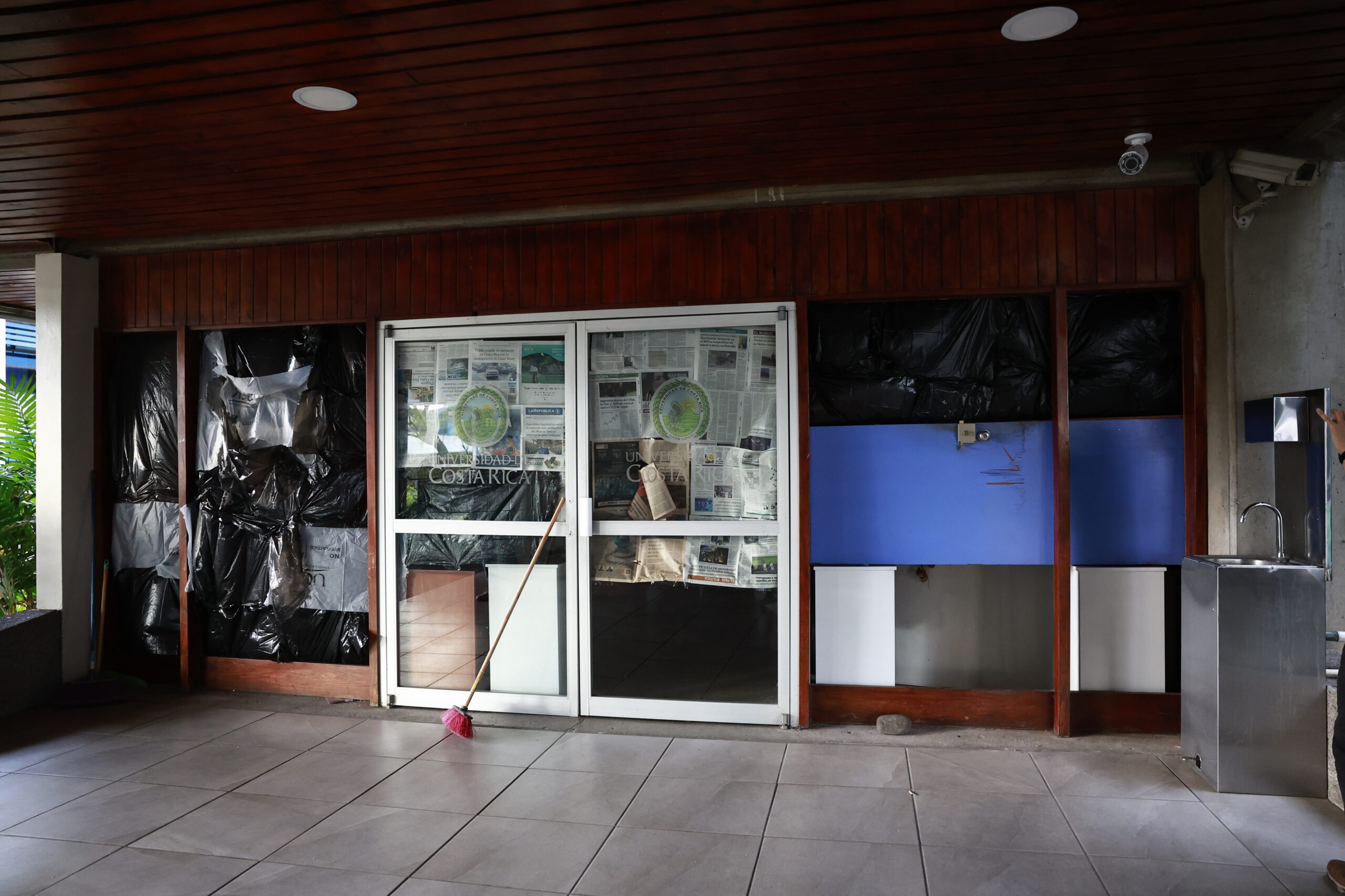 UCR colocaría perímetro a edificio de Rectoría