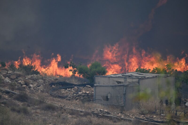 Voraz incendio en España. Foto: AFP.