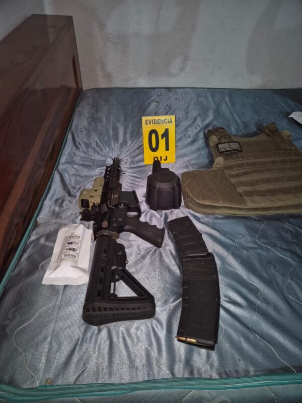 Armas decomisadas por el OIJ. Foto: OIJ.
