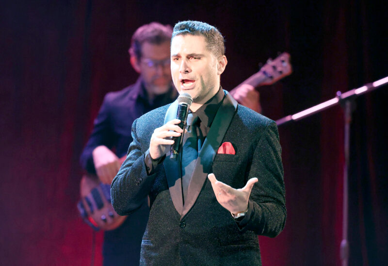El tenor muestra una nueva etapa musical.