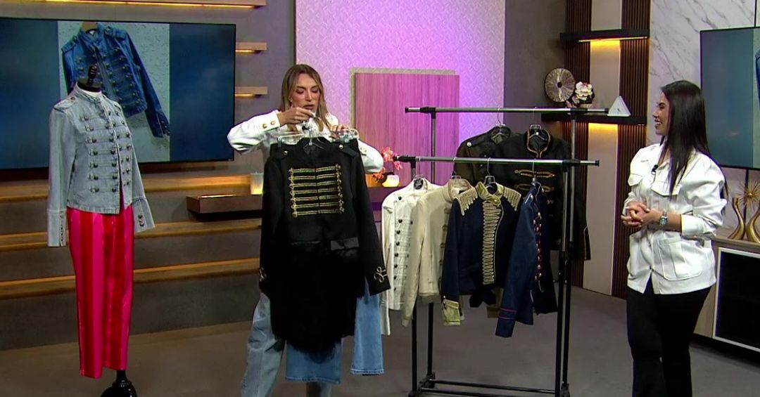 Jackets Napoleón: la prenda que transforma looks básicos en elegantes