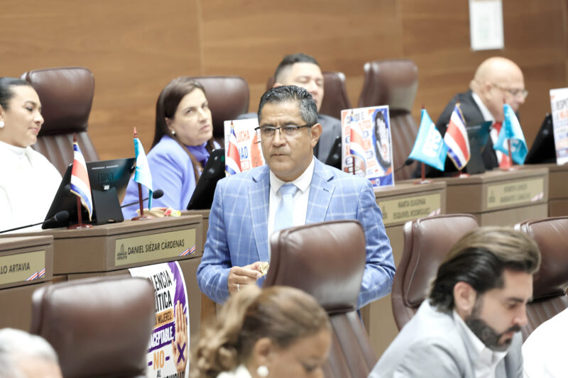 Nogui Acosta, jefe del oficialismo cuestiona convocatoria del plantón