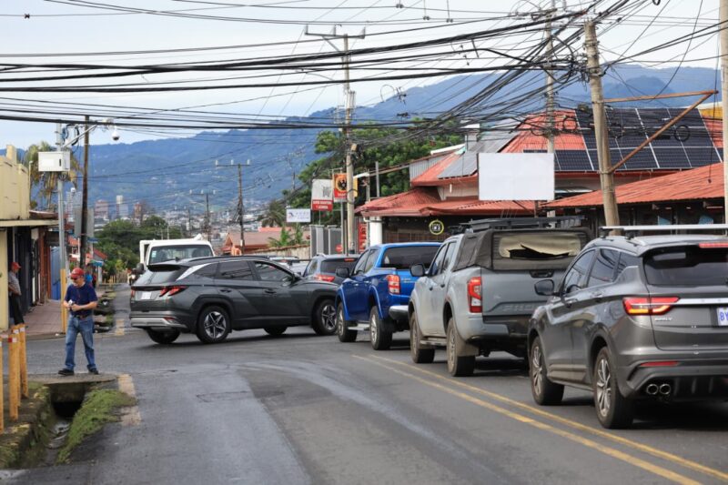 Presas en Santo Domingo. Foto: Sergio Espinoza.