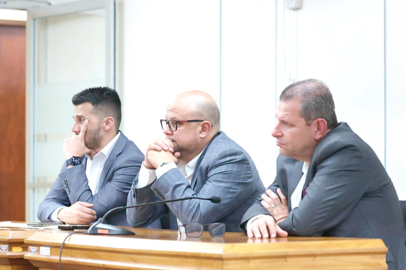 Absuelven al exdirector de la Policía Fiscal por entrar con reloj a cárcel