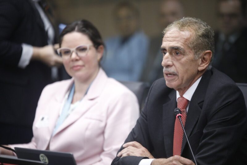Rodrigo Arias, rector de la UNED.