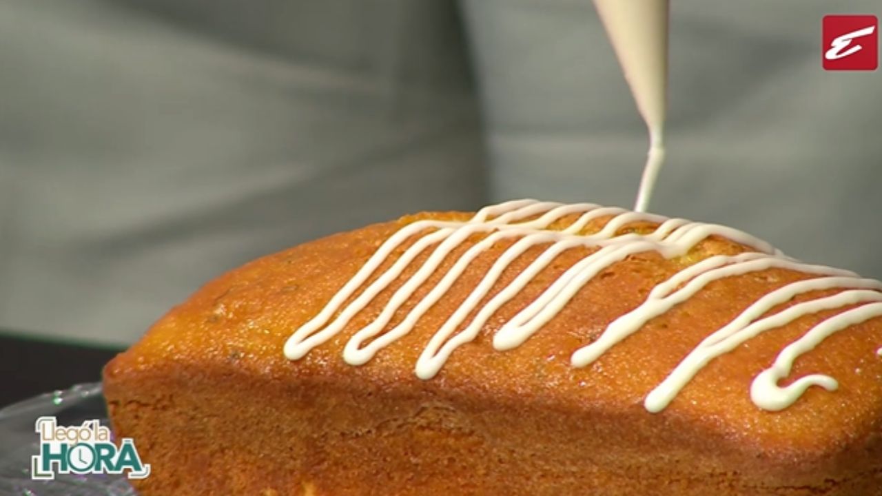 Recetasgratis details preparation steps for simple lemon cake recipe
